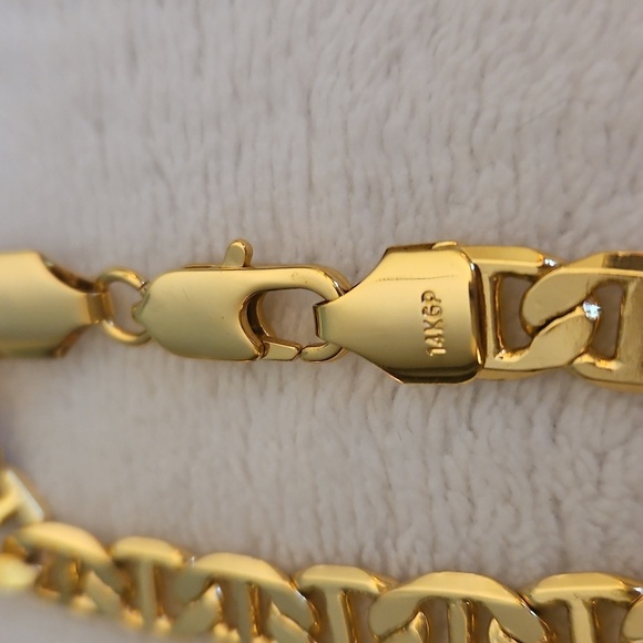 14k Gold Plated Mariner Chain Necklace and Bracelet Set - Picture 10 of 10